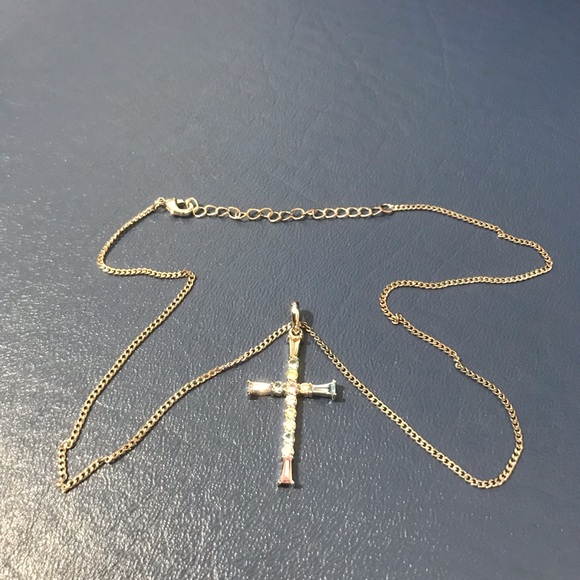 Cross necklace - Picture 6 of 7
